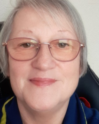 picture of Dawn Warner